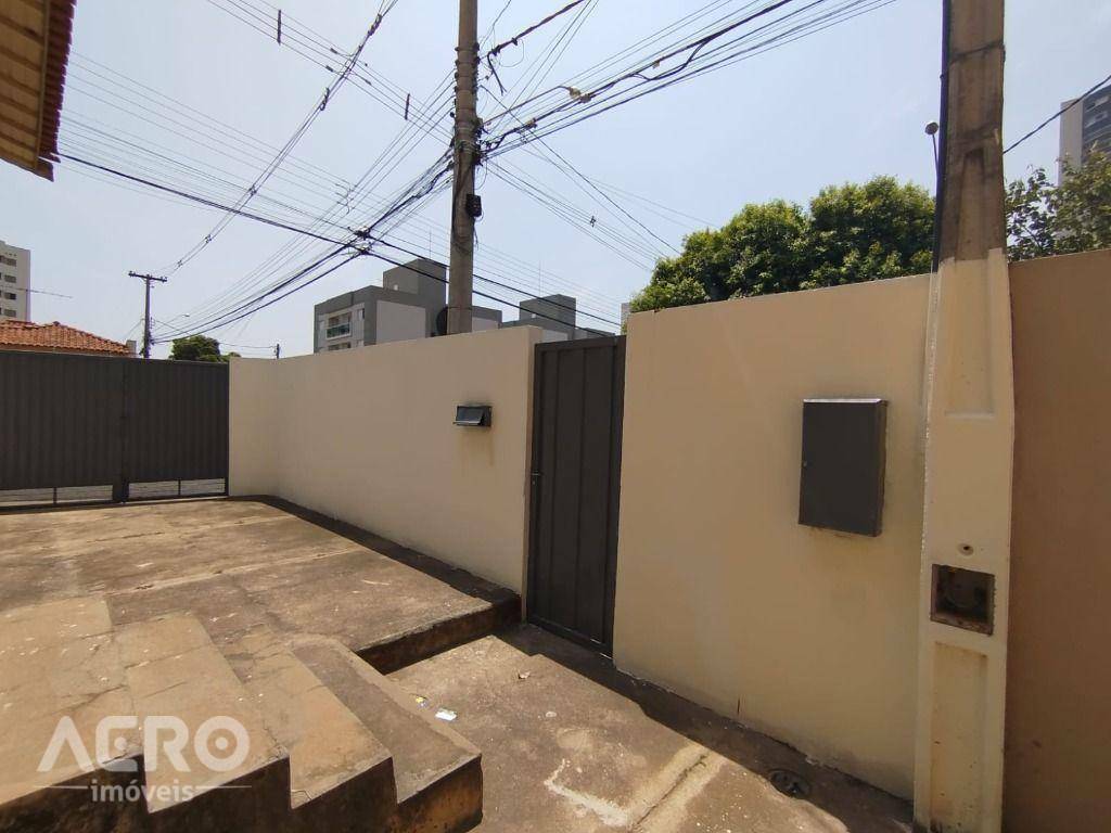 Casa para alugar com 3 quartos, 97m² - Foto 16