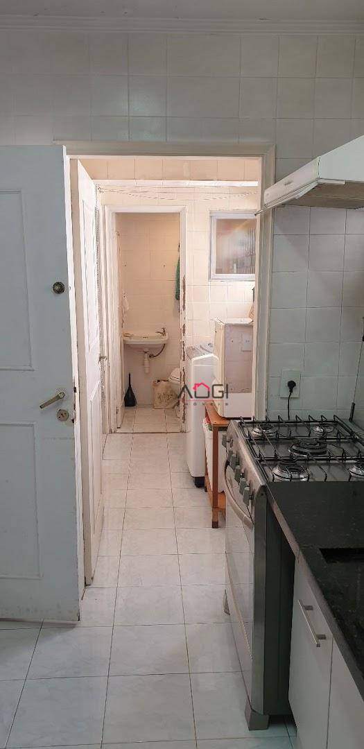 Apartamento à venda com 2 quartos, 67m² - Foto 7