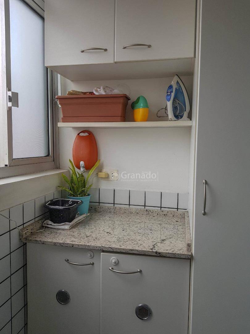 Apartamento à venda com 2 quartos, 68m² - Foto 6