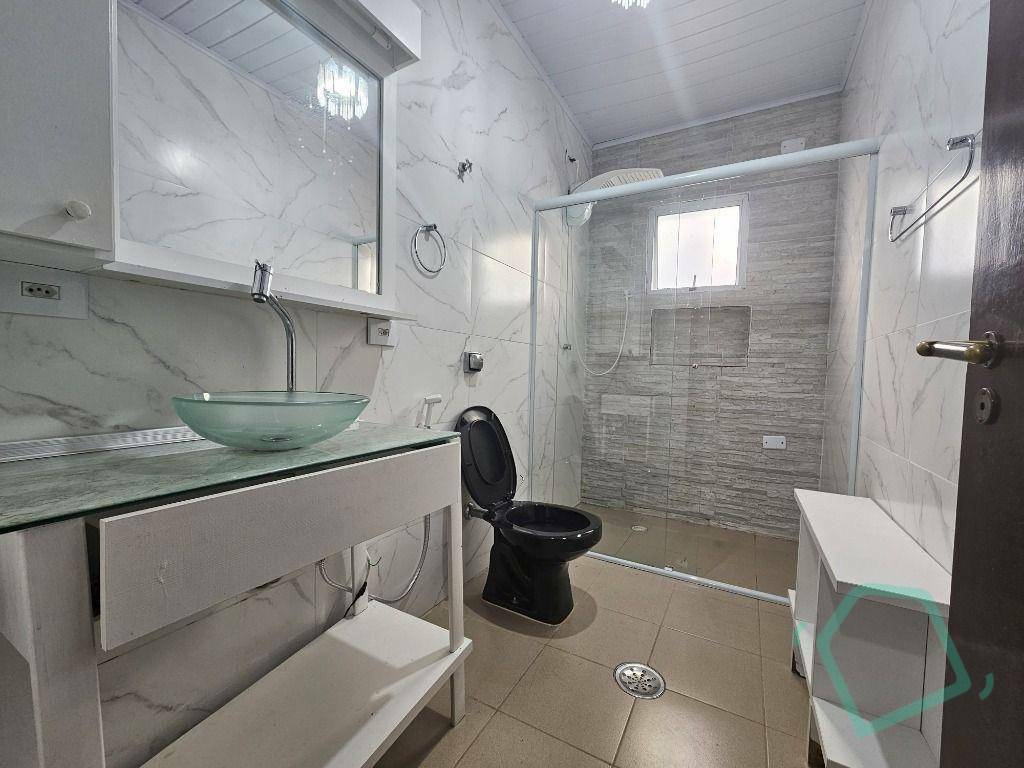 Casa de Condomínio à venda e aluguel com 3 quartos, 400m² - Foto 24