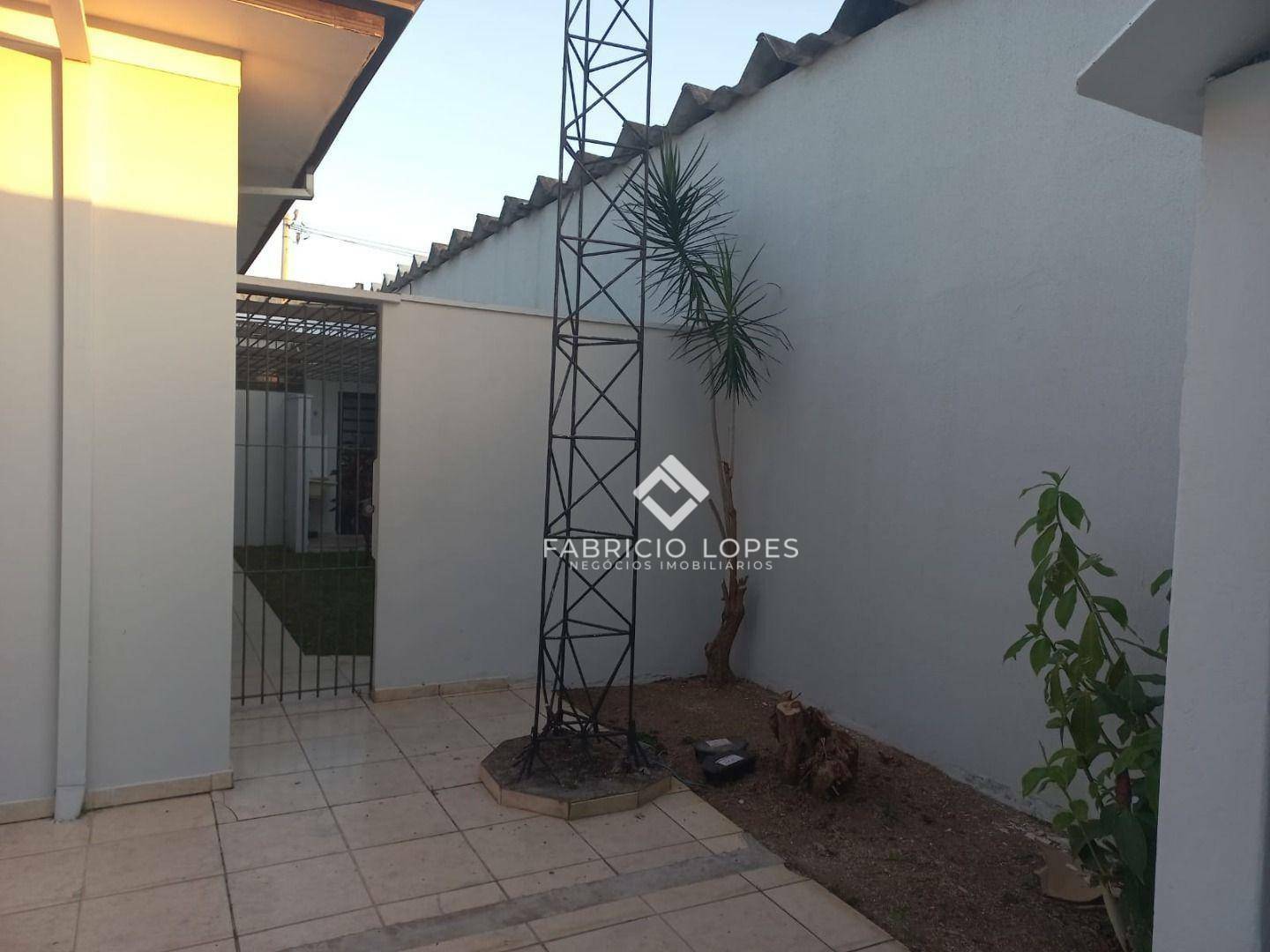 Casa à venda com 4 quartos, 324m² - Foto 22