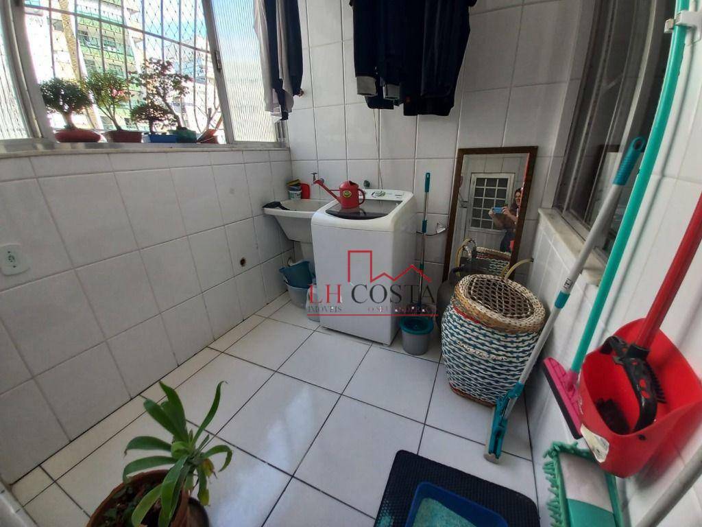 Apartamento à venda com 2 quartos, 70m² - Foto 13