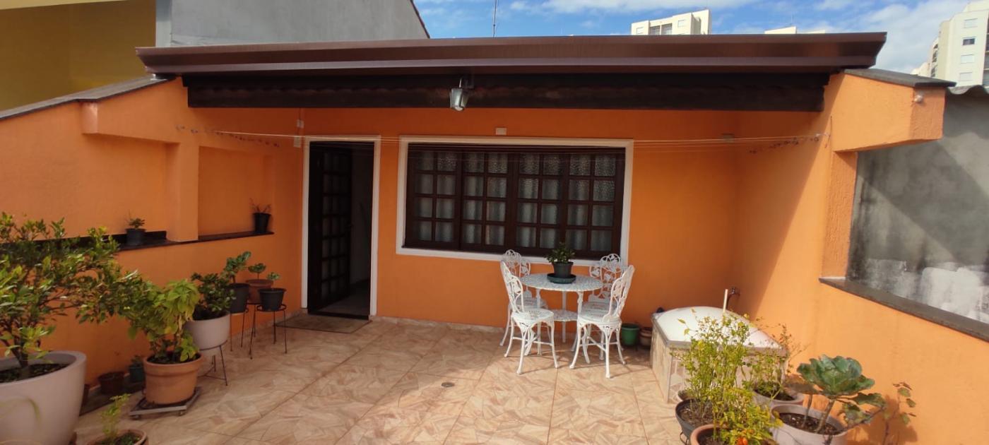 Casa à venda com 3 quartos, 192m² - Foto 1