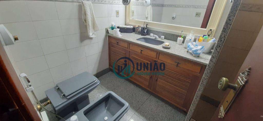 Apartamento à venda com 3 quartos, 140m² - Foto 16