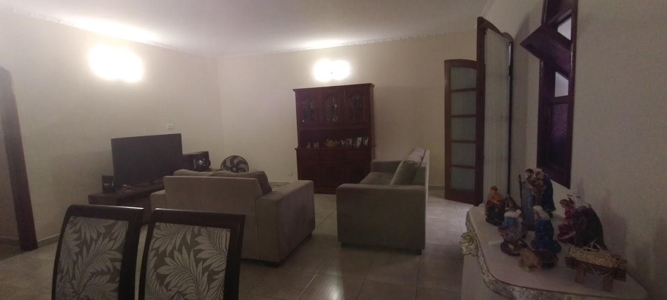 Casa à venda com 3 quartos, 198m² - Foto 7