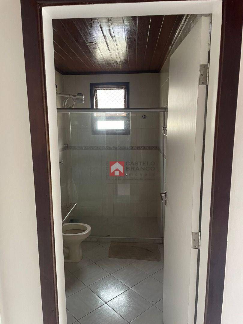 Casa de Condomínio à venda e aluguel com 3 quartos, 208m² - Foto 11