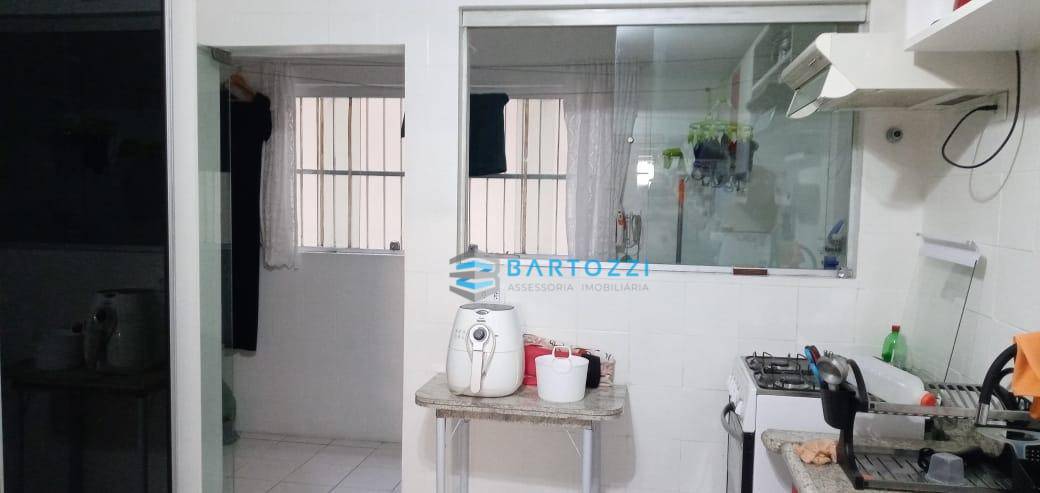 Apartamento à venda com 2 quartos, 100m² - Foto 5