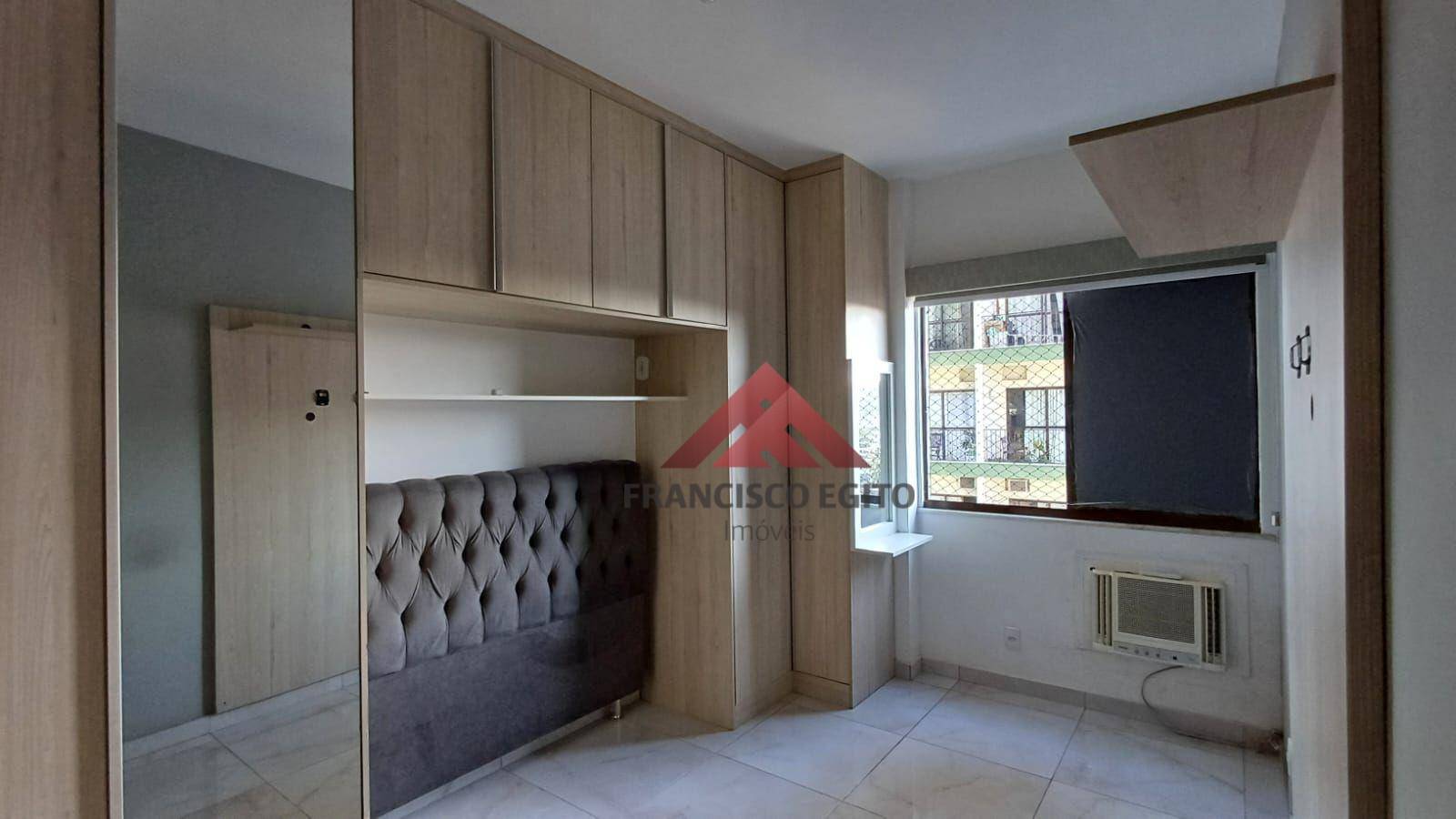 Apartamento à venda com 2 quartos, 64m² - Foto 11