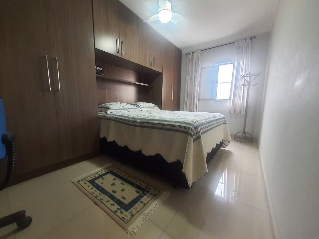 Apartamento à venda com 2 quartos, 64m² - Foto 10