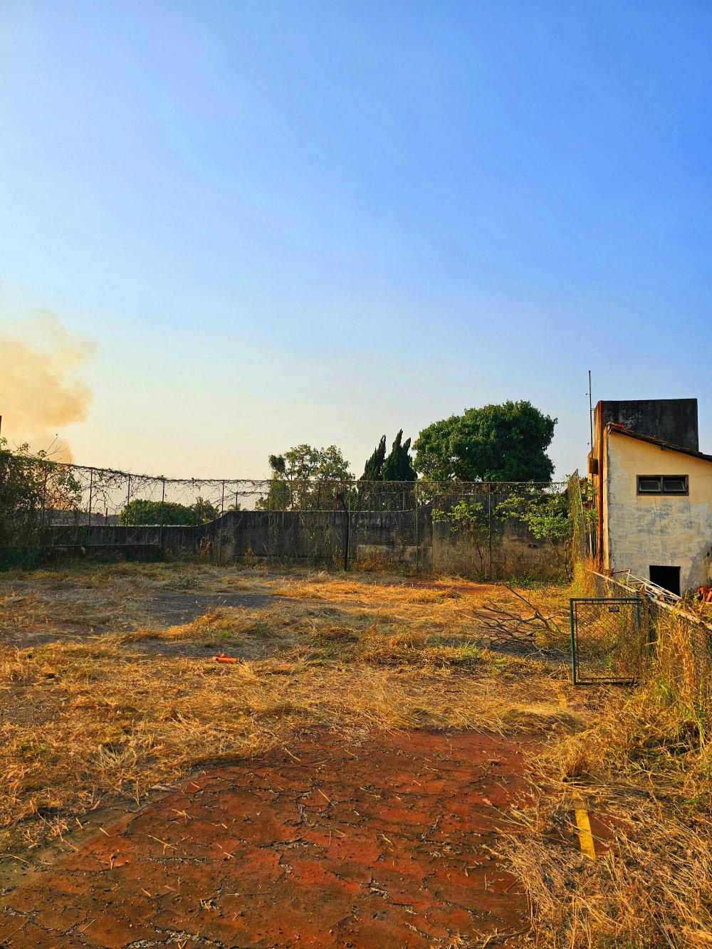 Terreno à venda, 1000m² - Foto 1