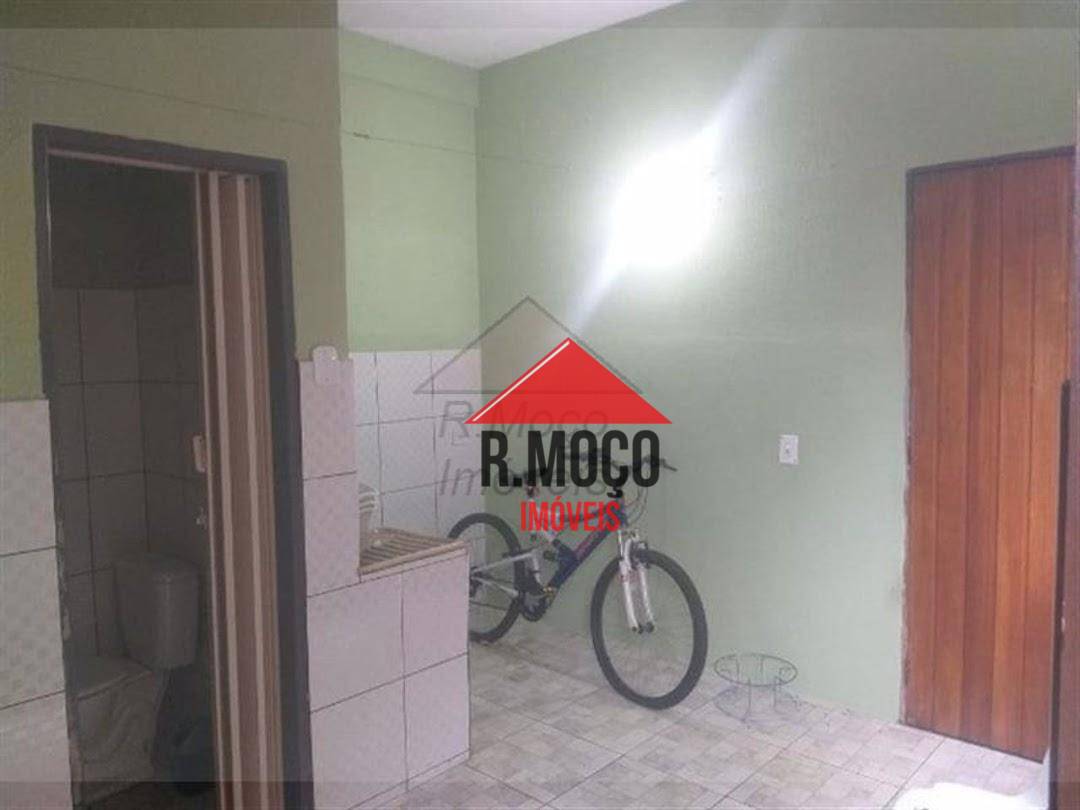 Casa à venda com 3 quartos, 150m² - Foto 14