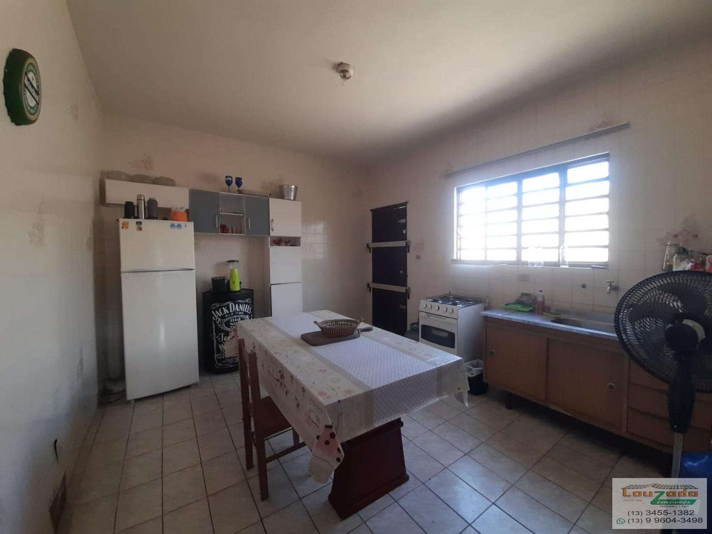 Casa à venda com 2 quartos, 250m² - Foto 6