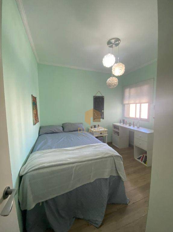 Apartamento à venda com 3 quartos, 136m² - Foto 13