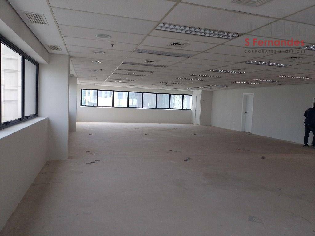 Prédio Inteiro para alugar, 2330m² - Foto 21