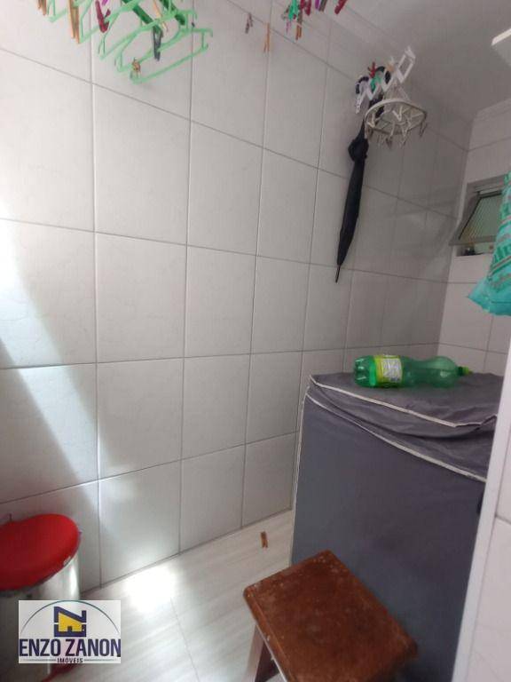 Apartamento à venda com 2 quartos, 64m² - Foto 12