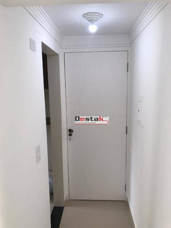 Apartamento à venda com 2 quartos, 50m² - Foto 4