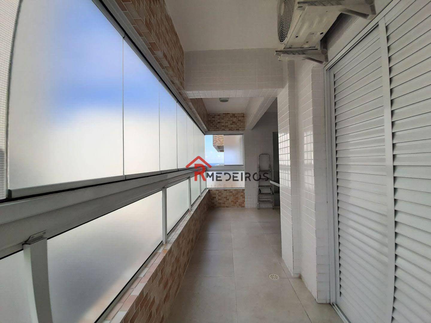 Apartamento à venda com 3 quartos, 94m² - Foto 4