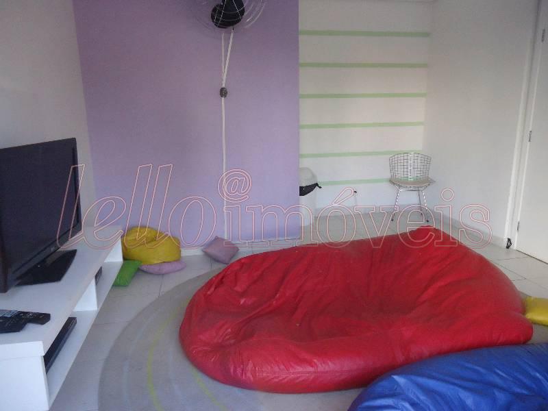 Apartamento para alugar com 3 quartos, 140m² - Foto 35