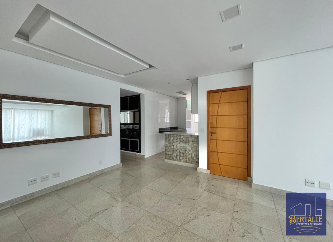 Apartamento à venda com 3 quartos, 250m² - Foto 1