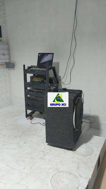 Chácara à venda com 4 quartos, 2150m² - Foto 28