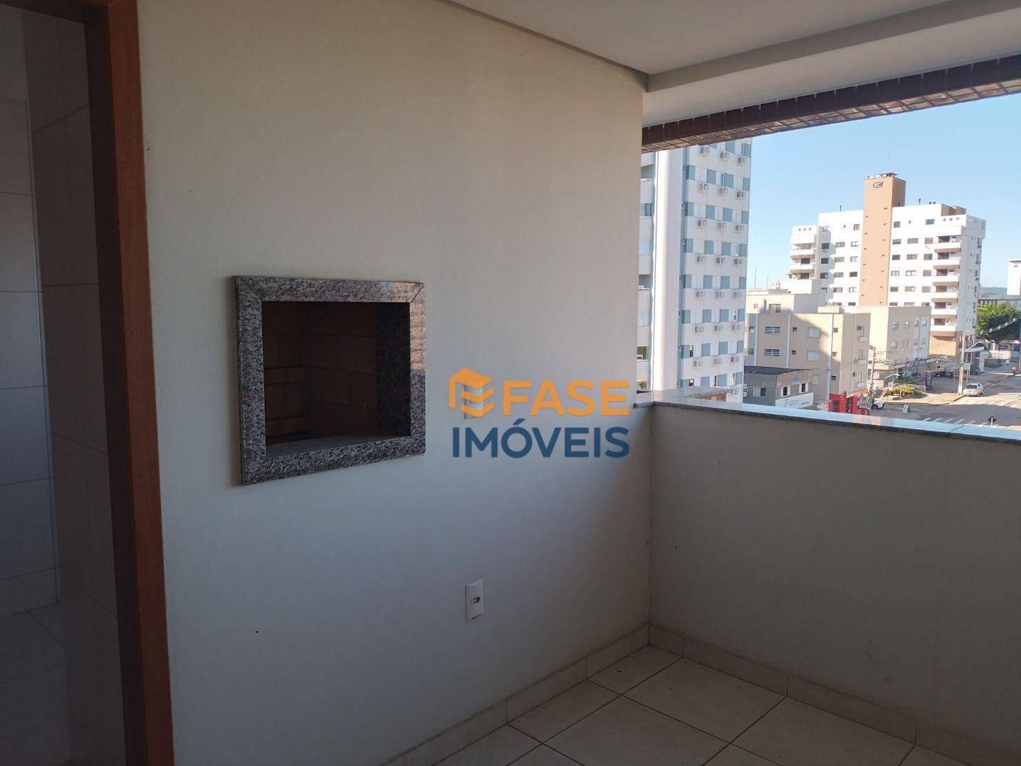 Apartamento à venda com 3 quartos, 121m² - Foto 17