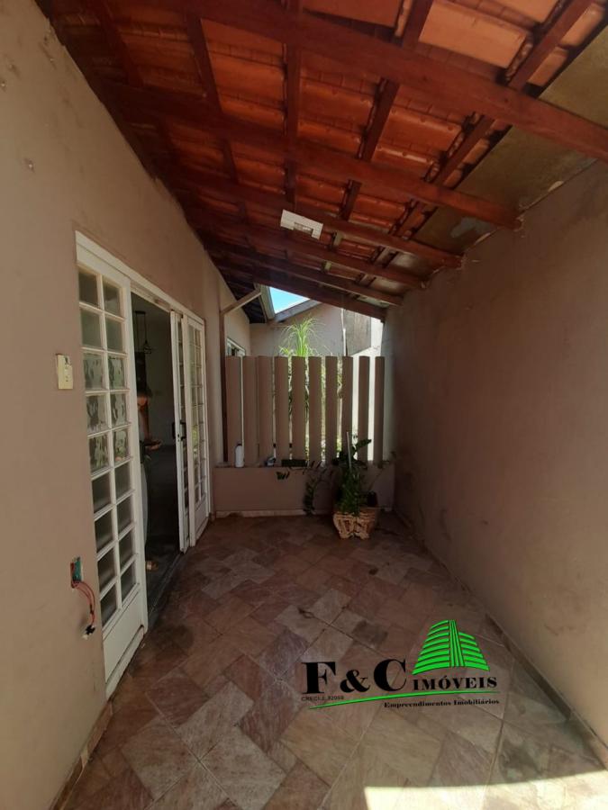 Casa à venda com 3 quartos, 250m² - Foto 17