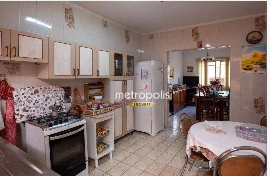 Sobrado à venda com 3 quartos, 200m² - Foto 10