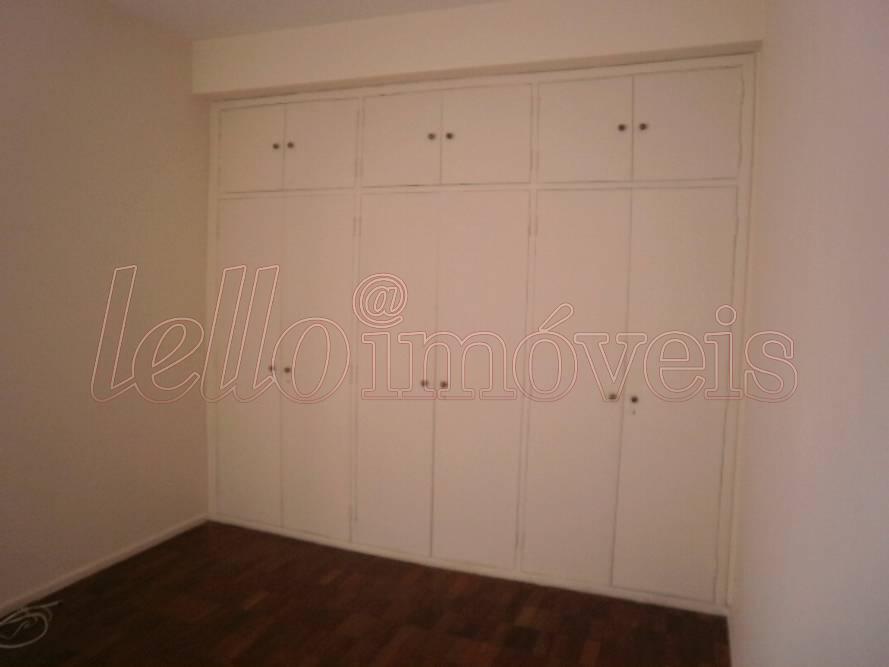 Apartamento para alugar com 3 quartos, 200m² - Foto 9