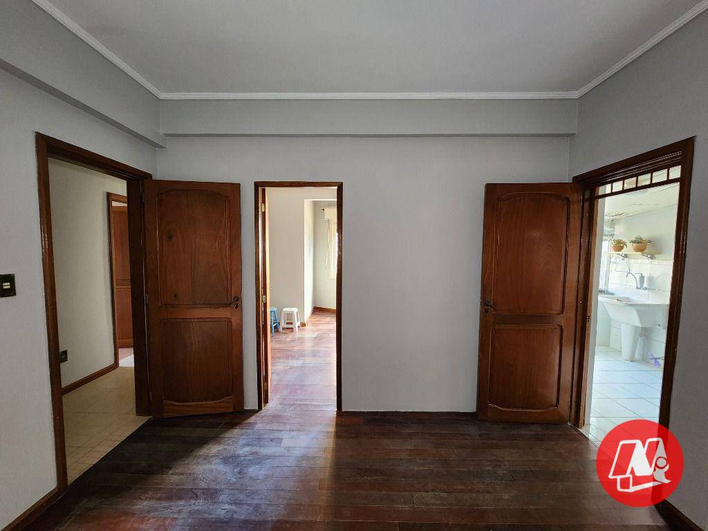 Apartamento para alugar com 2 quartos, 115m² - Foto 14