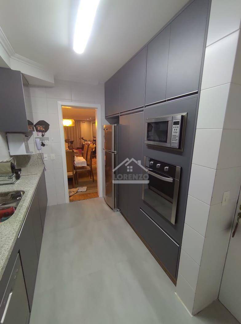 Apartamento à venda com 3 quartos, 138m² - Foto 13