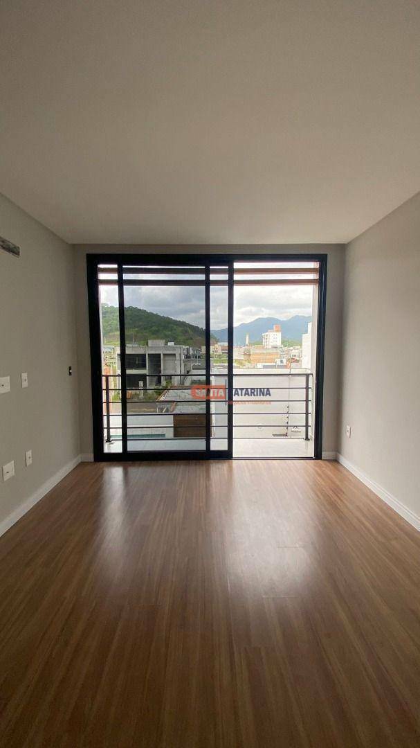 Casa à venda com 3 quartos, 170m² - Foto 19