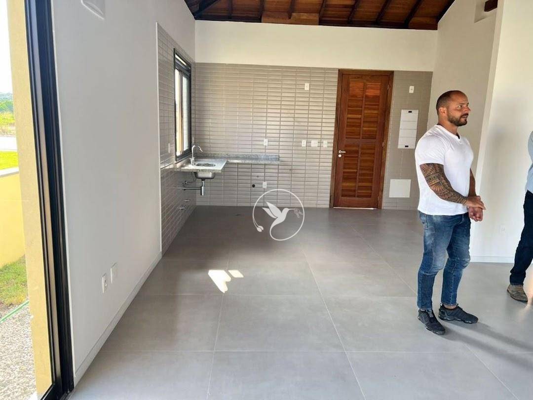 Casa de Condomínio à venda com 4 quartos, 173m² - Foto 9