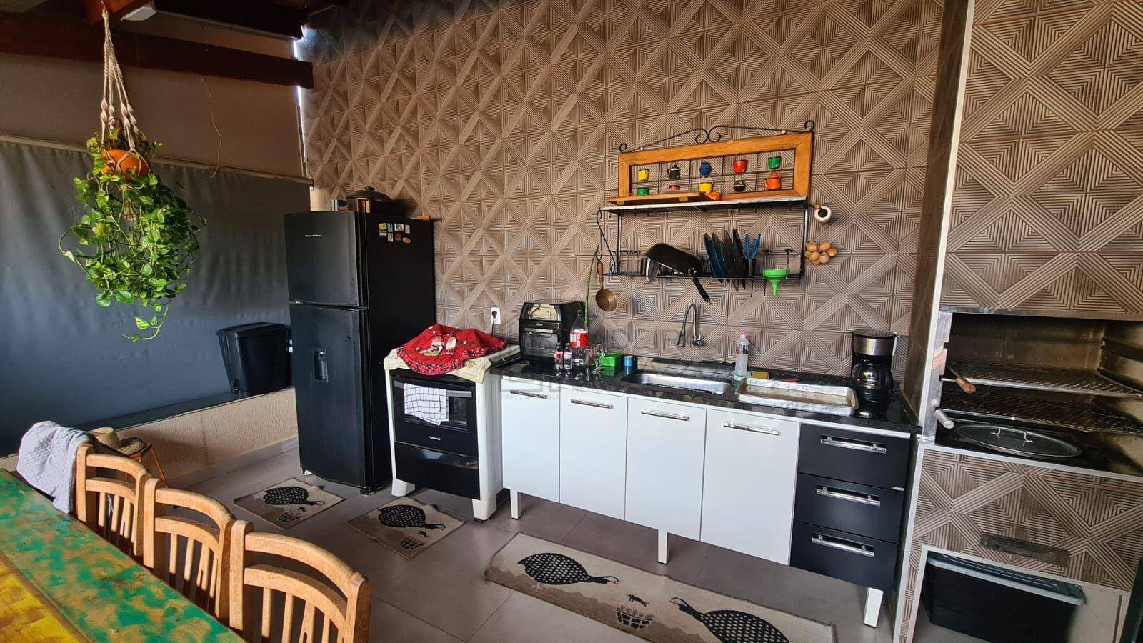 Casa à venda com 3 quartos, 152m² - Foto 7
