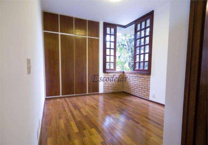 Casa para alugar com 4 quartos, 455m² - Foto 12