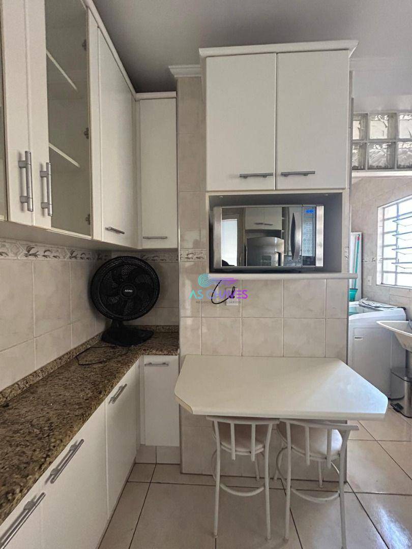 Apartamento para alugar com 2 quartos, 55m² - Foto 11