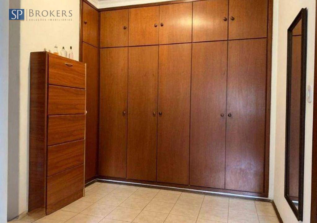 Casa à venda com 4 quartos, 302m² - Foto 17