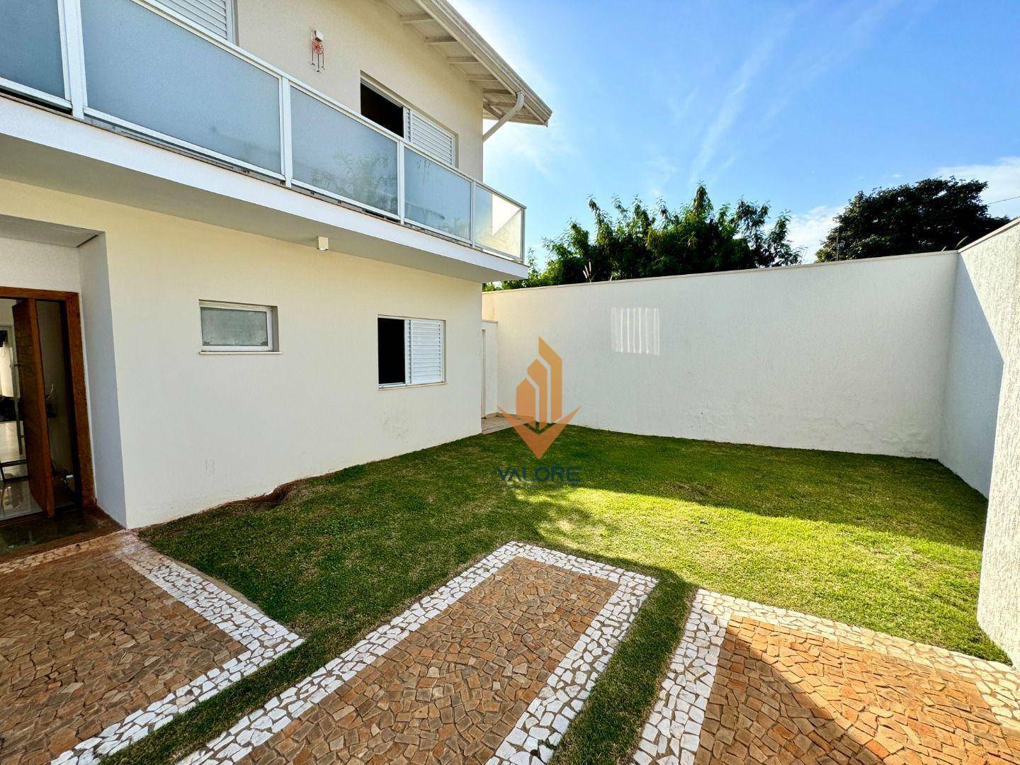 Casa à venda com 5 quartos, 295m² - Foto 2