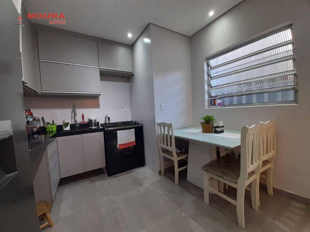 Casa à venda com 4 quartos, 159m² - Foto 12