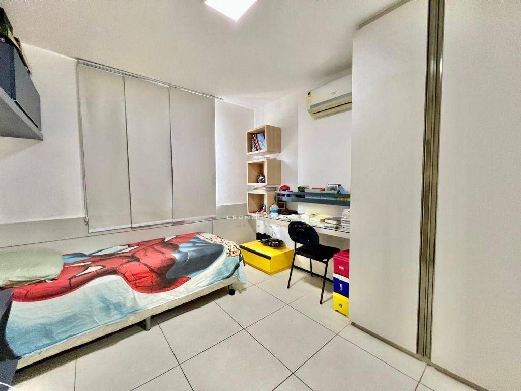 Casa de Condomínio à venda com 4 quartos, 165m² - Foto 32
