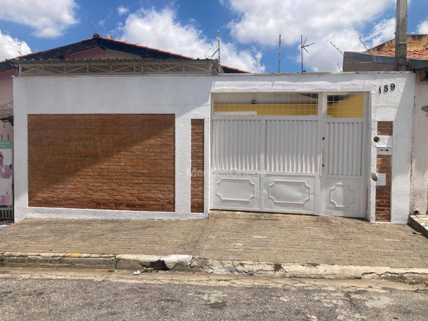 Casa para alugar com 2 quartos, 117m² - Foto 1