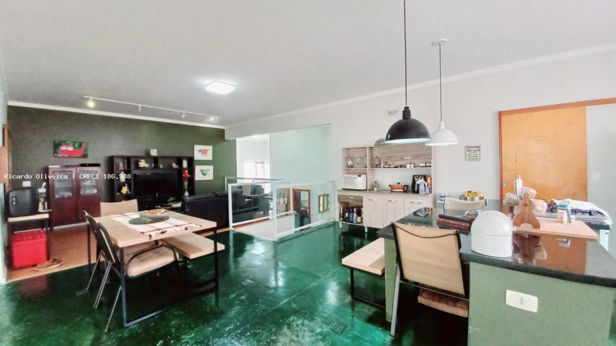 Casa de Condomínio à venda com 3 quartos, 270m² - Foto 9