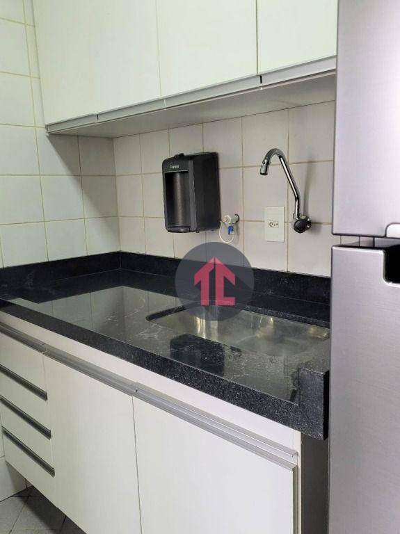 Apartamento à venda com 2 quartos, 65m² - Foto 6