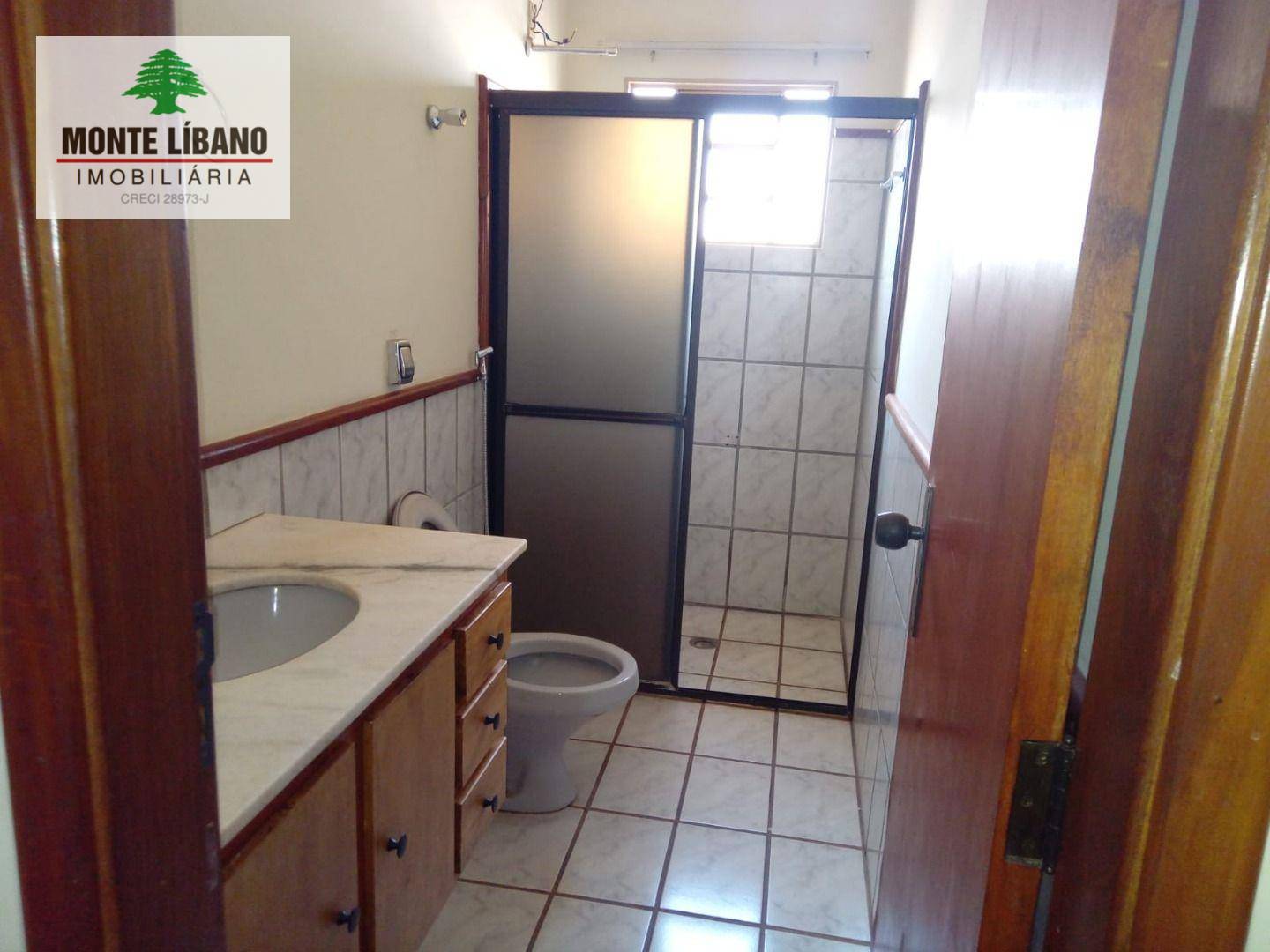 Casa para alugar com 2 quartos, 1M2 - Foto 11