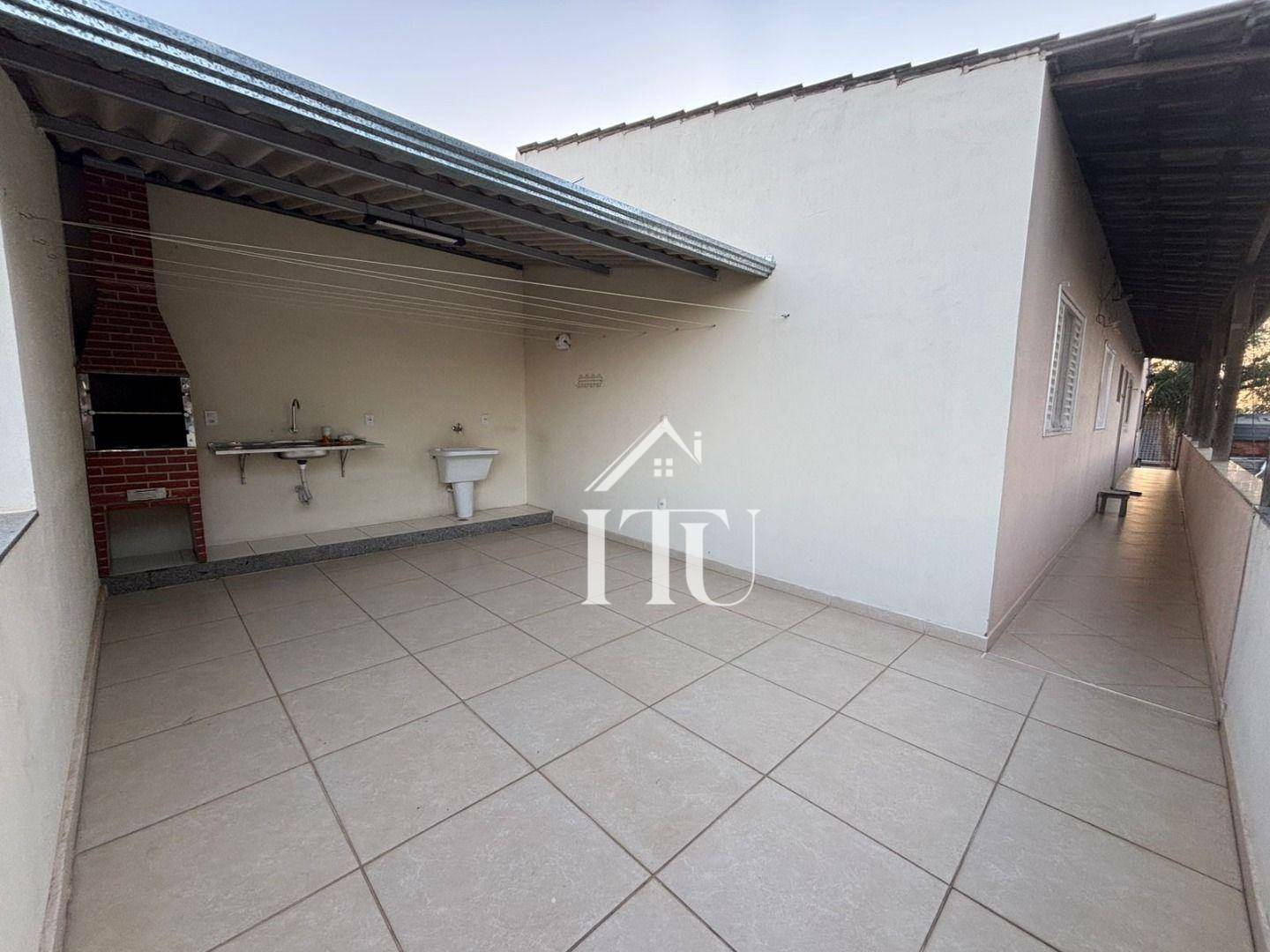 Casa para alugar com 2 quartos, 100m² - Foto 11