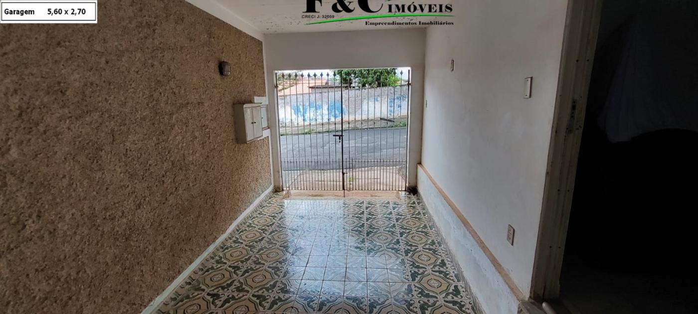 Casa à venda com 2 quartos, 90m² - Foto 17