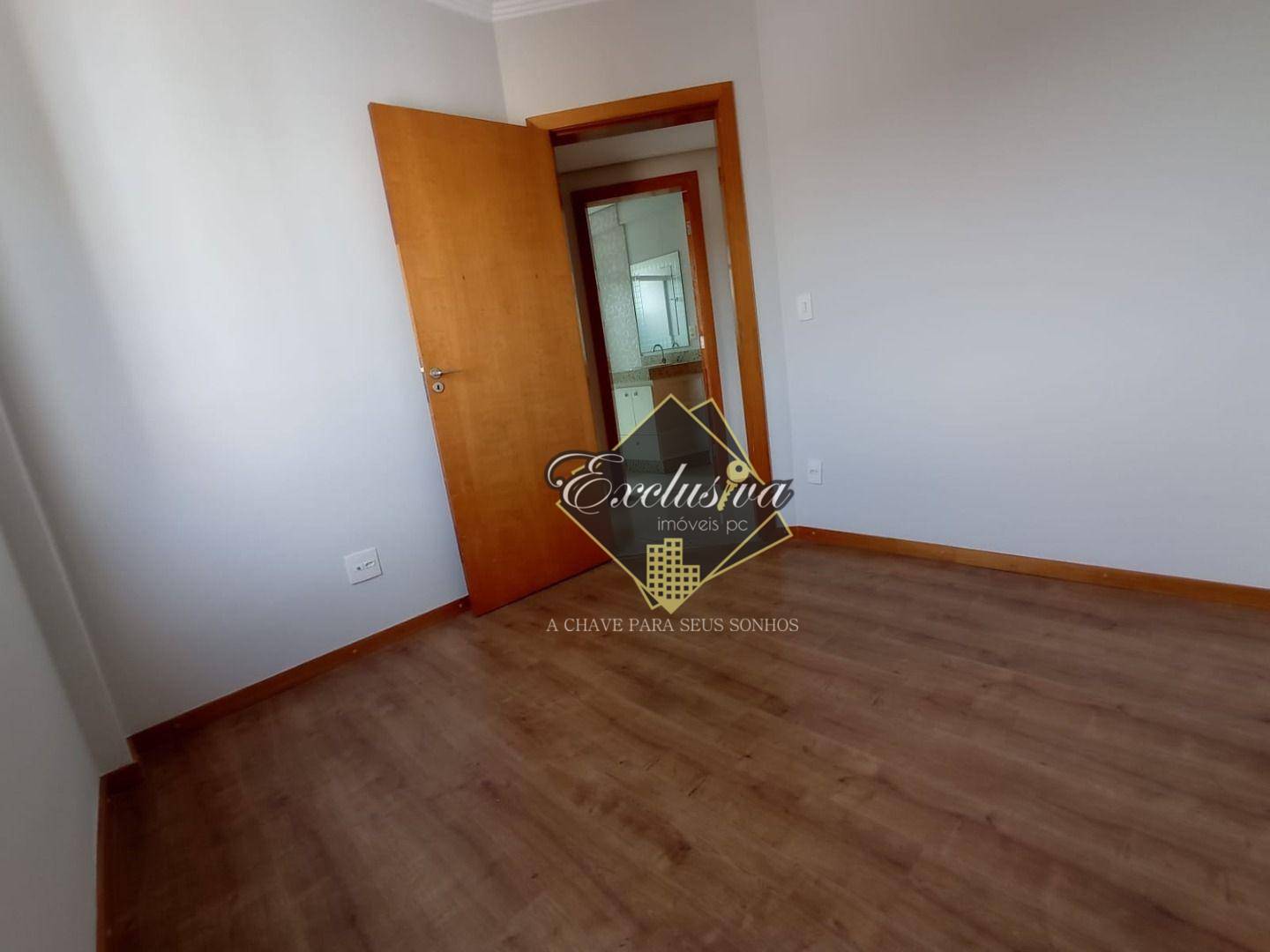 Apartamento à venda com 3 quartos, 83m² - Foto 18