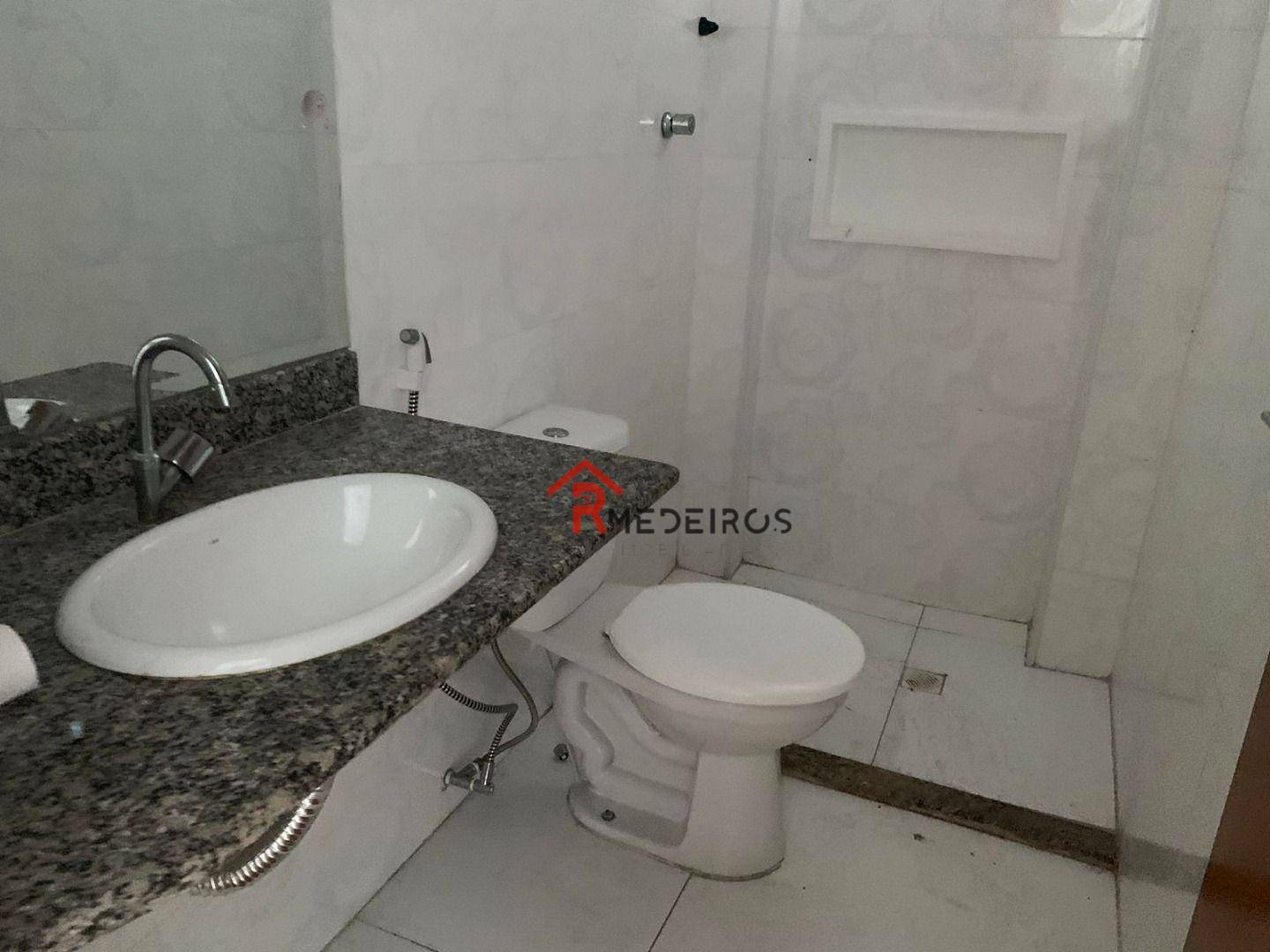 Apartamento para alugar com 2 quartos, 95m² - Foto 21