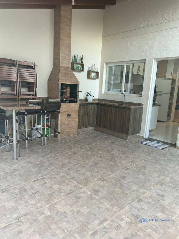 Sobrado à venda com 2 quartos, 150m² - Foto 13