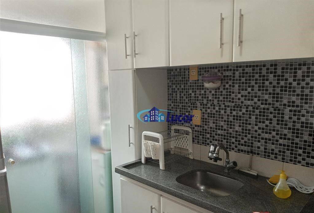 Apartamento à venda com 2 quartos, 52m² - Foto 2