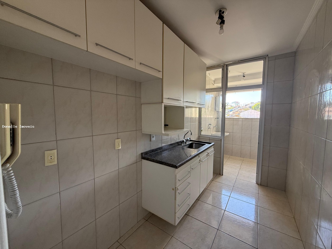 Apartamento para alugar com 3 quartos, 95m² - Foto 29